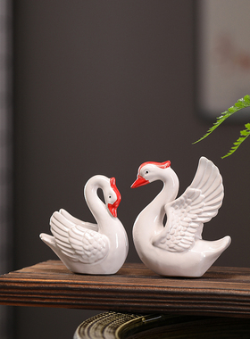 现代简约创意天鹅家居摆件装饰品客厅酒柜电视柜桌面小摆件摆设