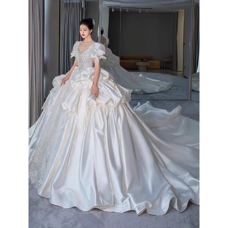 缎面主婚纱新娘2025新款重工高级质感法式在逃公主复古大拖尾奢华,淘宝优惠券,粉丝福利购,淘宝优惠卷