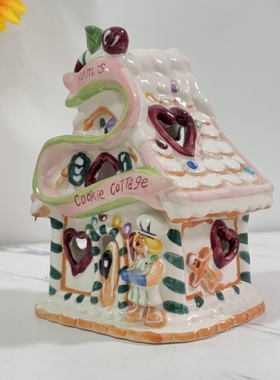 出口单布鲁瓷BlueSky陶瓷姜饼人糖果饼干屋装饰金丝熊仓鼠宝宝窝