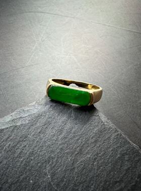 月末魔羯。原创。|辣绿| 老翡翠马鞍戒面。925银镀金戒身。戒指