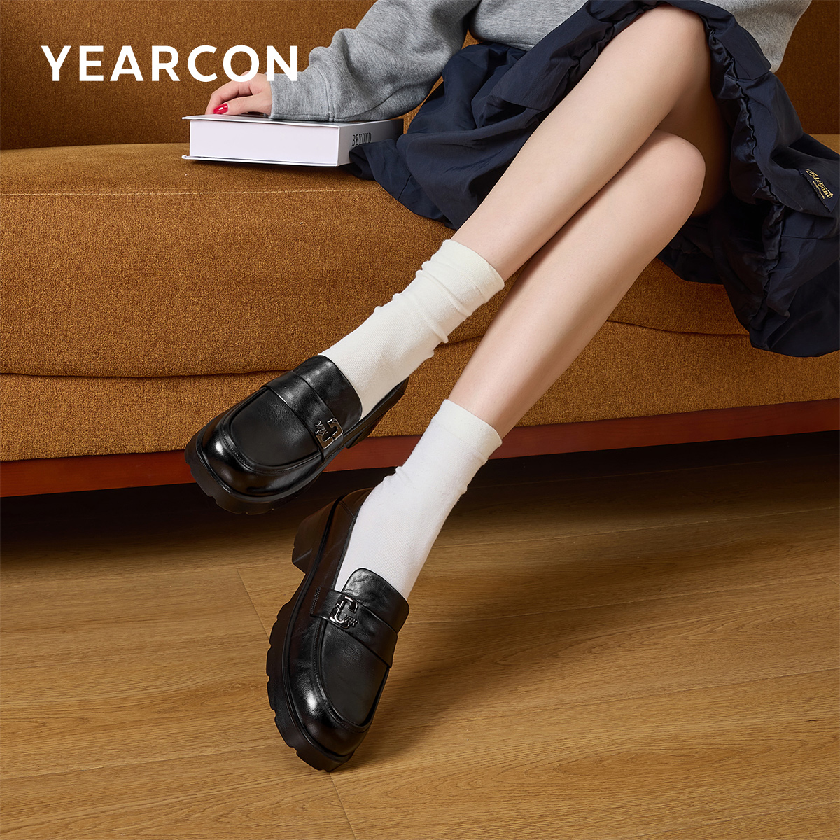 意尔康女鞋2025秋季乐福鞋面试粗跟通勤百搭小皮鞋单鞋软面真皮 - 图2