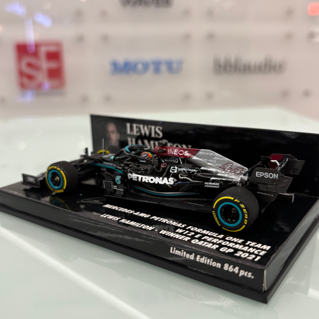 超级特价 1:43迷你切奔驰2021汉密尔顿卡塔尔冠军车模 - 图1