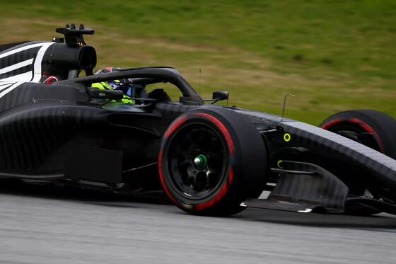 Pre-Spark 1 43 Cadillac MAC-26 Perez 2026 Barcelona Pre-Season Test F1 Car Model