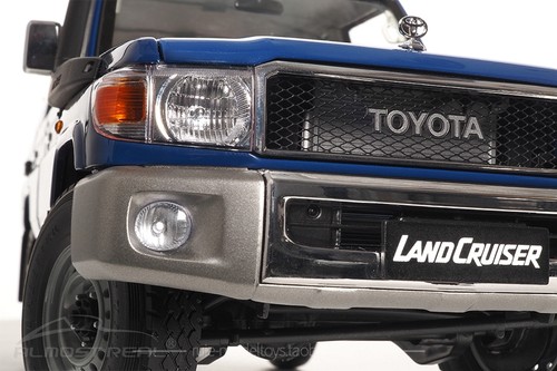 1:18似真AR丰田陆巡Toyota Land Cruiser 76 2017仿真汽车模型 - 图2