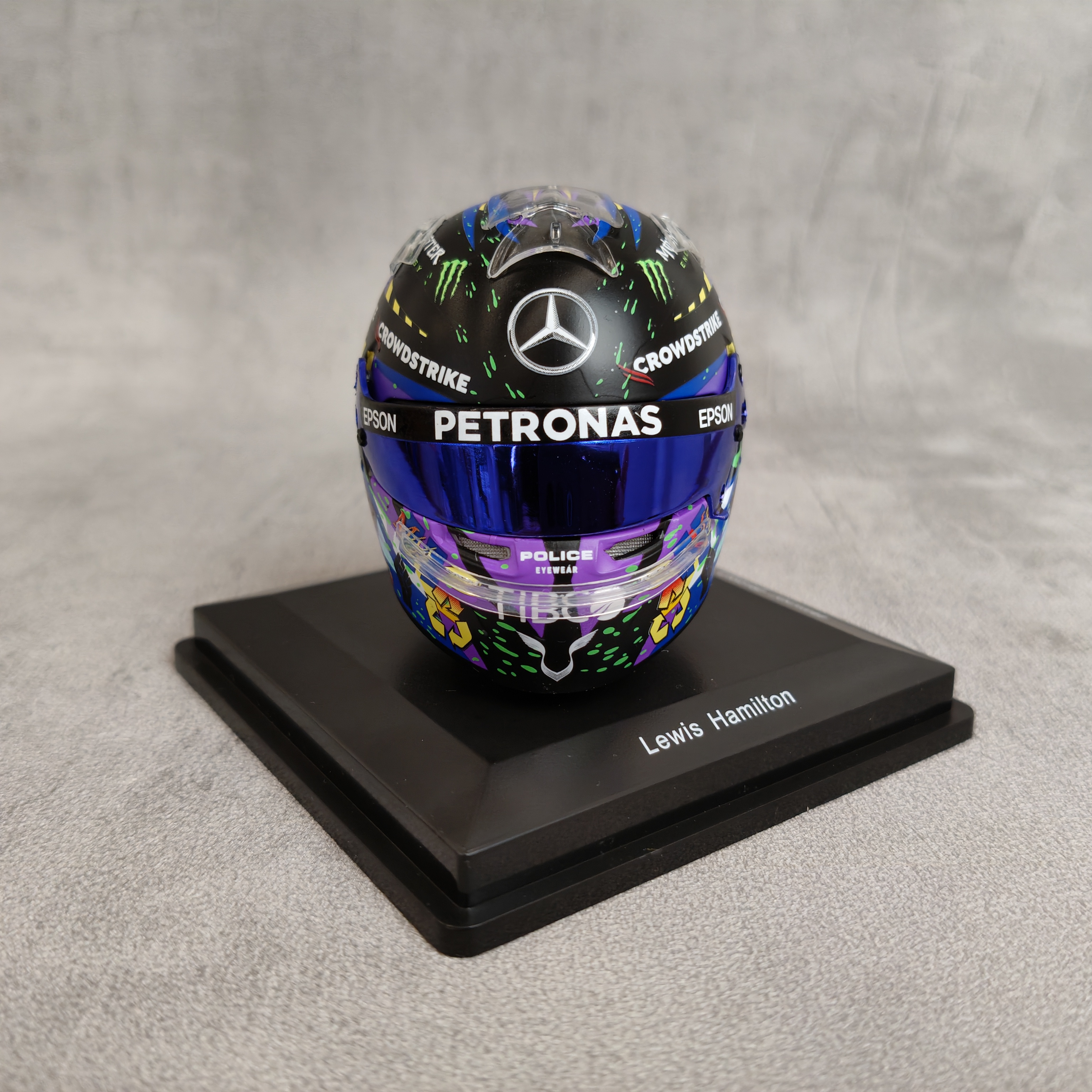 现货1:5 Spark汉密尔顿2021英国站胜利头盔模型奔驰 F1车模周边 - 图3