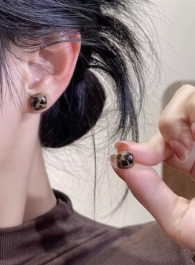 秋冬法式复古豹纹几何方形耳钉