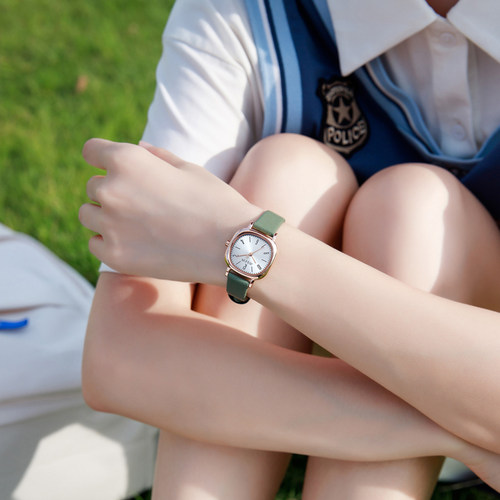 聚利时学生手表女款2025新款高颜值考试考研静音真皮防水石英腕表 - 图1