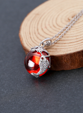 s925纯银小鱼项链复古石榴石红色