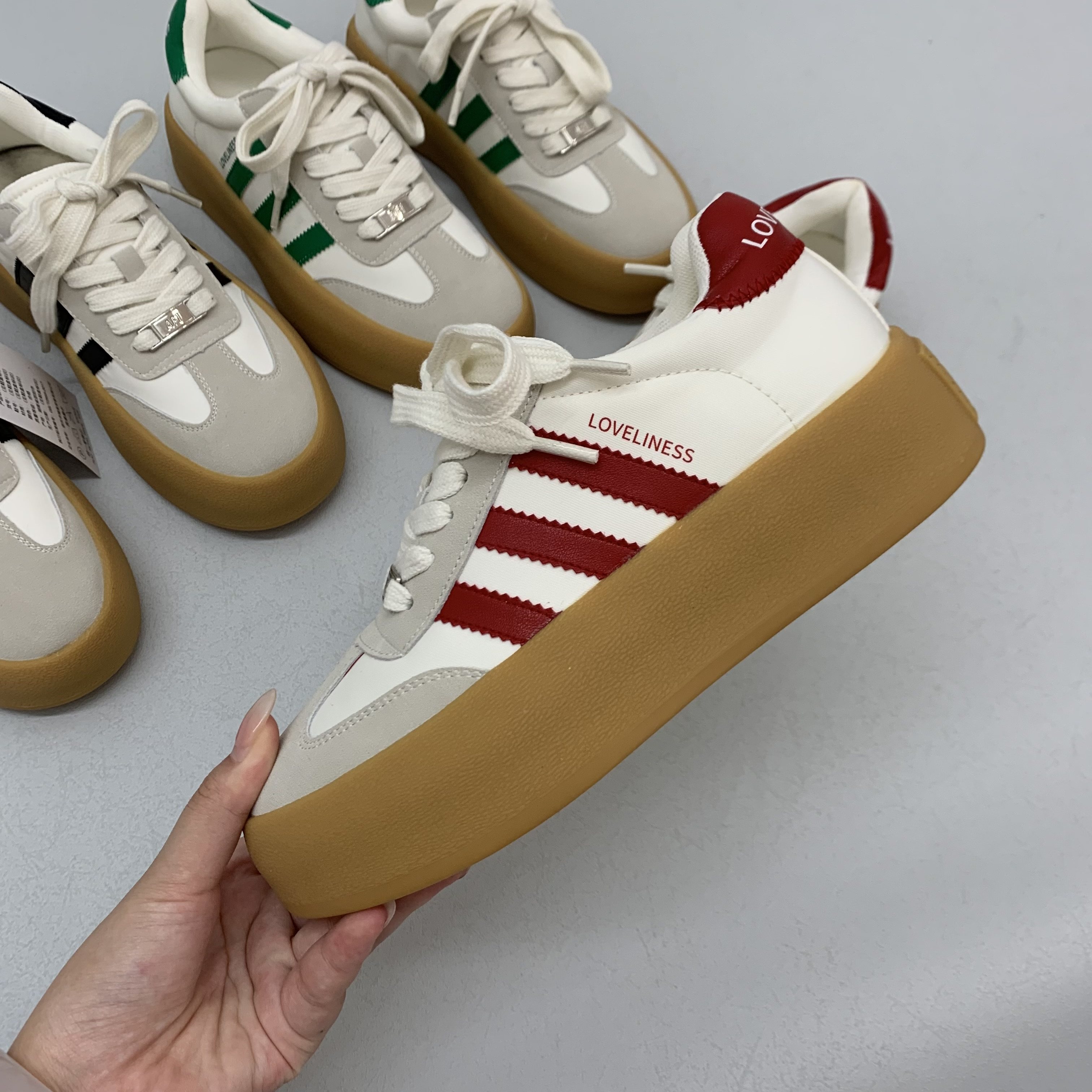 经典百搭~出口外贸原单大码女鞋圆头平底德训鞋时尚拼接休闲板鞋,淘宝优惠券,粉丝福利购,淘宝优惠卷