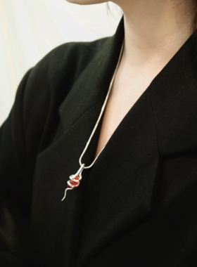 新款999纯银手作蛇年缠绕红宝石手工项链