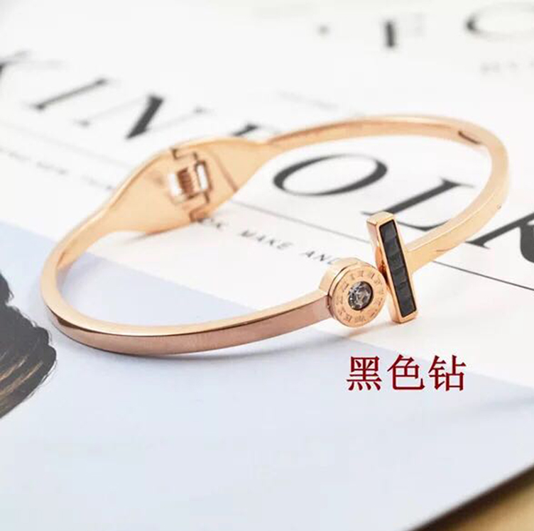 玫瑰金钛钢水晶钻手镯罗马数字彩金镀金手环女首饰品不褪色 18K 玫瑰金钛钢水晶钻手镯罗马数字彩金镀金手环女首饰品不褪色 18K
