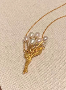 小众设计珍珠花朵项链