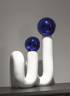 现代简约民宿蓝色球几何弯曲摆设