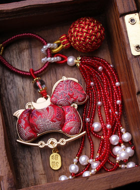 非遗宋锦双面红色小马包包挂件流苏编有球必应汉服挂饰车挂钥匙坠