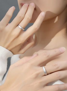 原创宇宙星球情侣戒指999纯银简约素圈星月陨石坑对戒情人节礼物