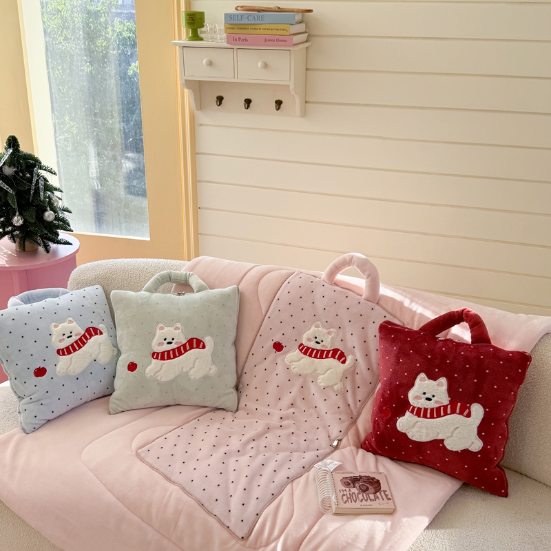 2025新款可爱抱枕被子两用办公室秋冬午睡毯子沙发抱枕毯子二合一 - 图0