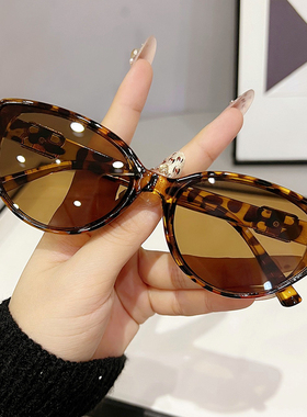 墨镜2025新款潮女太阳镜圆脸网红款时尚防紫外线开车小框眼镜显瘦