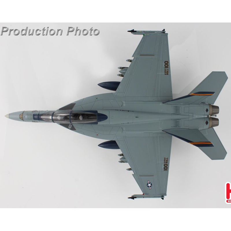 4月 HA5137 F18超级大黄蜂战斗机 F/A-18F AC100 VFA-32 2023年 - 图1