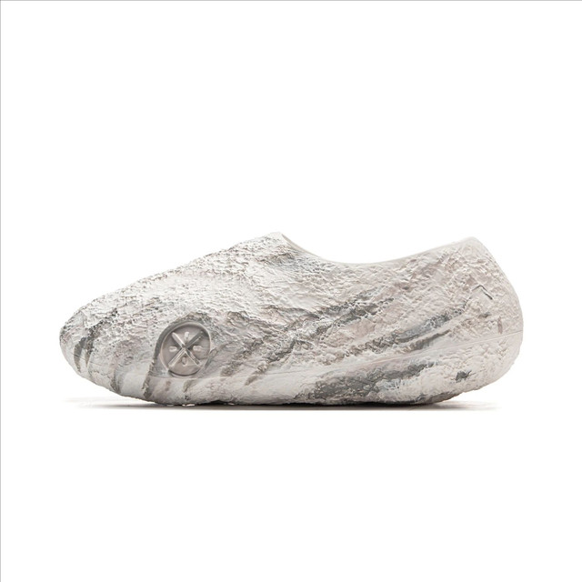 Li-Ning Men's Wade Meteor Basketball Court Slippers