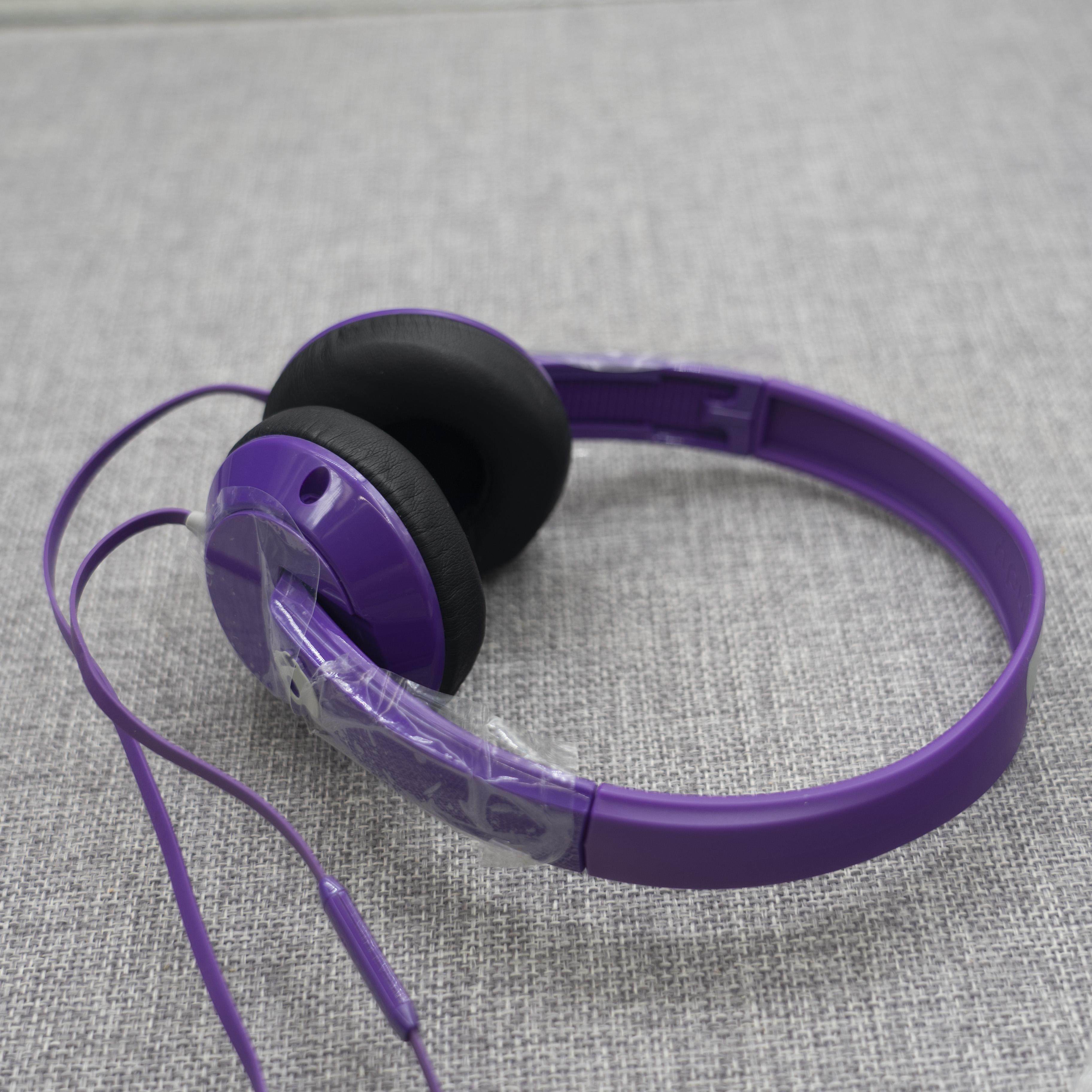 骷髅头UPROCK头戴耳机有线重低音 压耳式DJ插线耳机库存清仓处理,淘宝优惠券,粉丝福利购,淘宝优惠卷