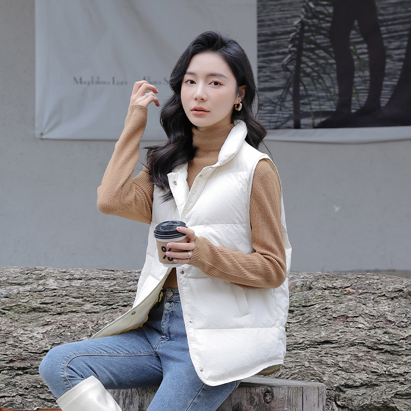 韩版羽绒马甲女外穿2024年新秋冬短款立领肌理感小个子保暖马夹潮_阔以原创服饰_女装/女士精品