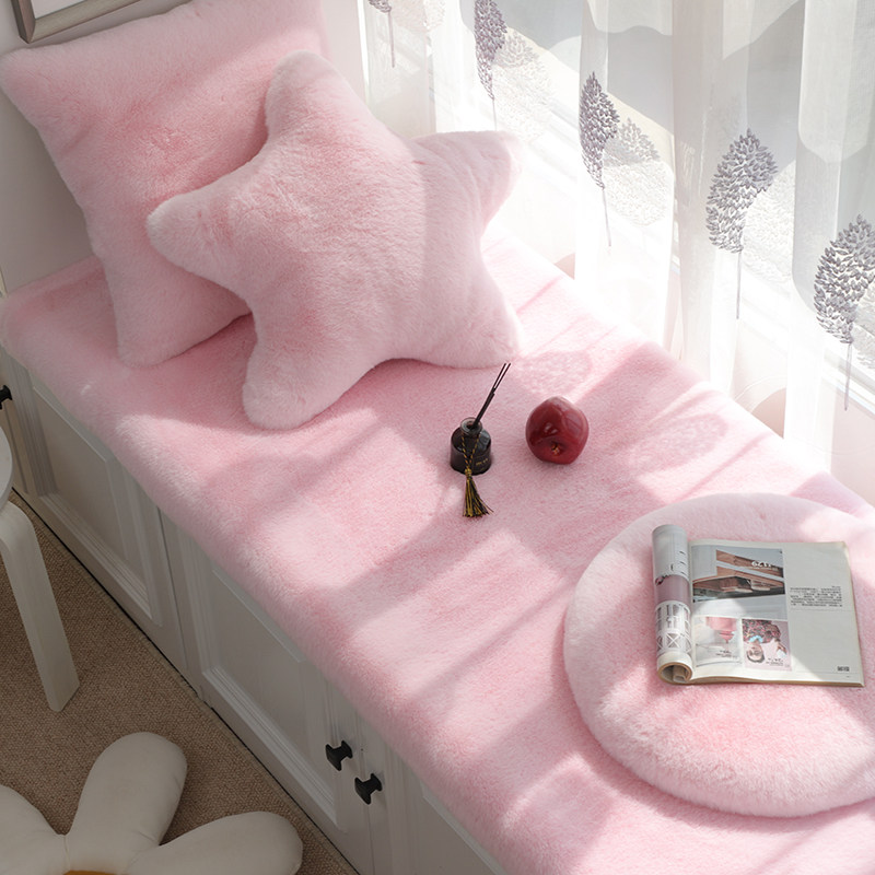 Bay window mat, window sill mat, bedroom rug, princess style decorative short plush rabbit fur mat, universal for all seasons, customizable