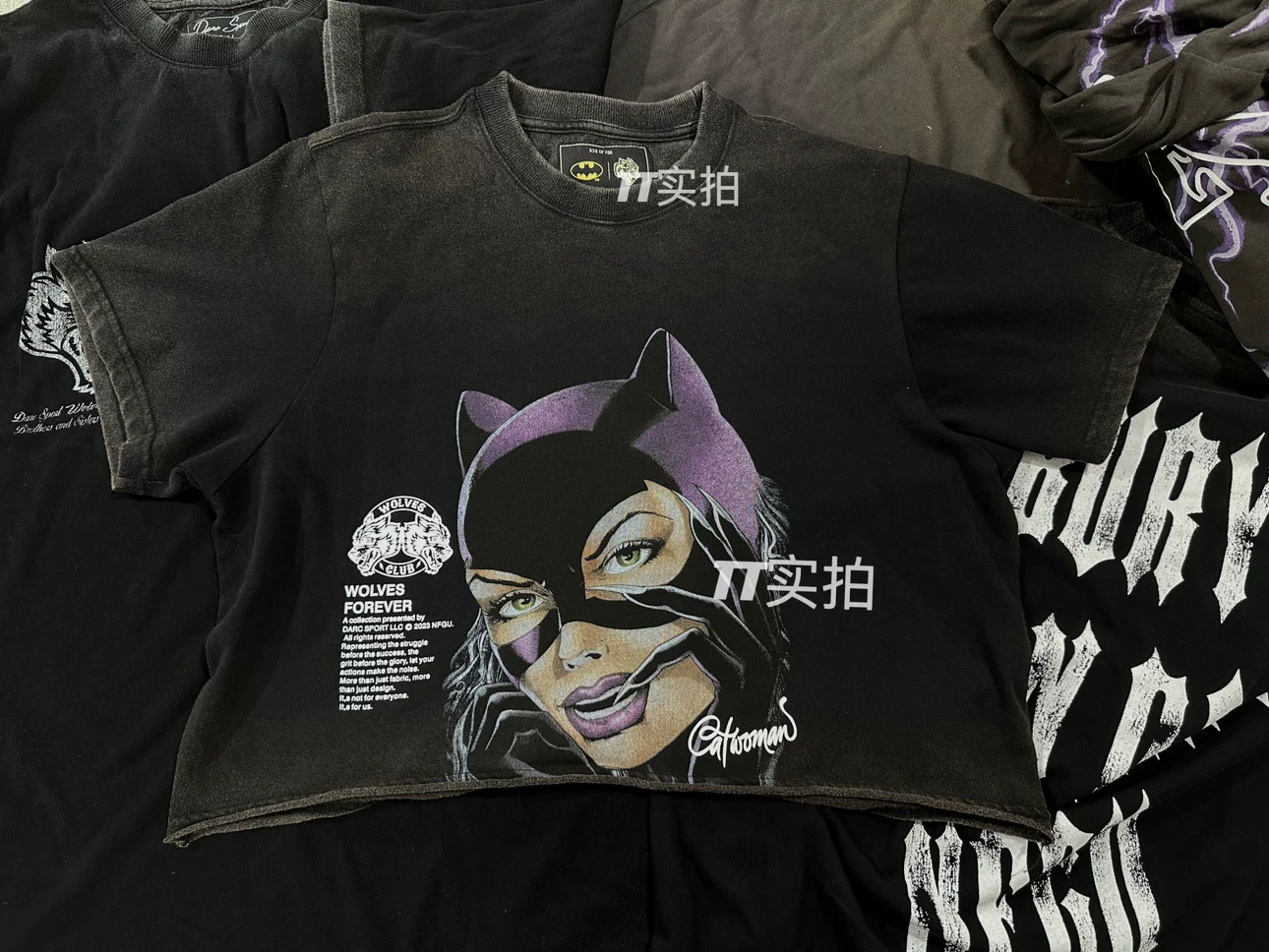 TT Wolves Limited DC Cat Woman Washing Make Old Cotton Short Short Sleeve Tee spot B40