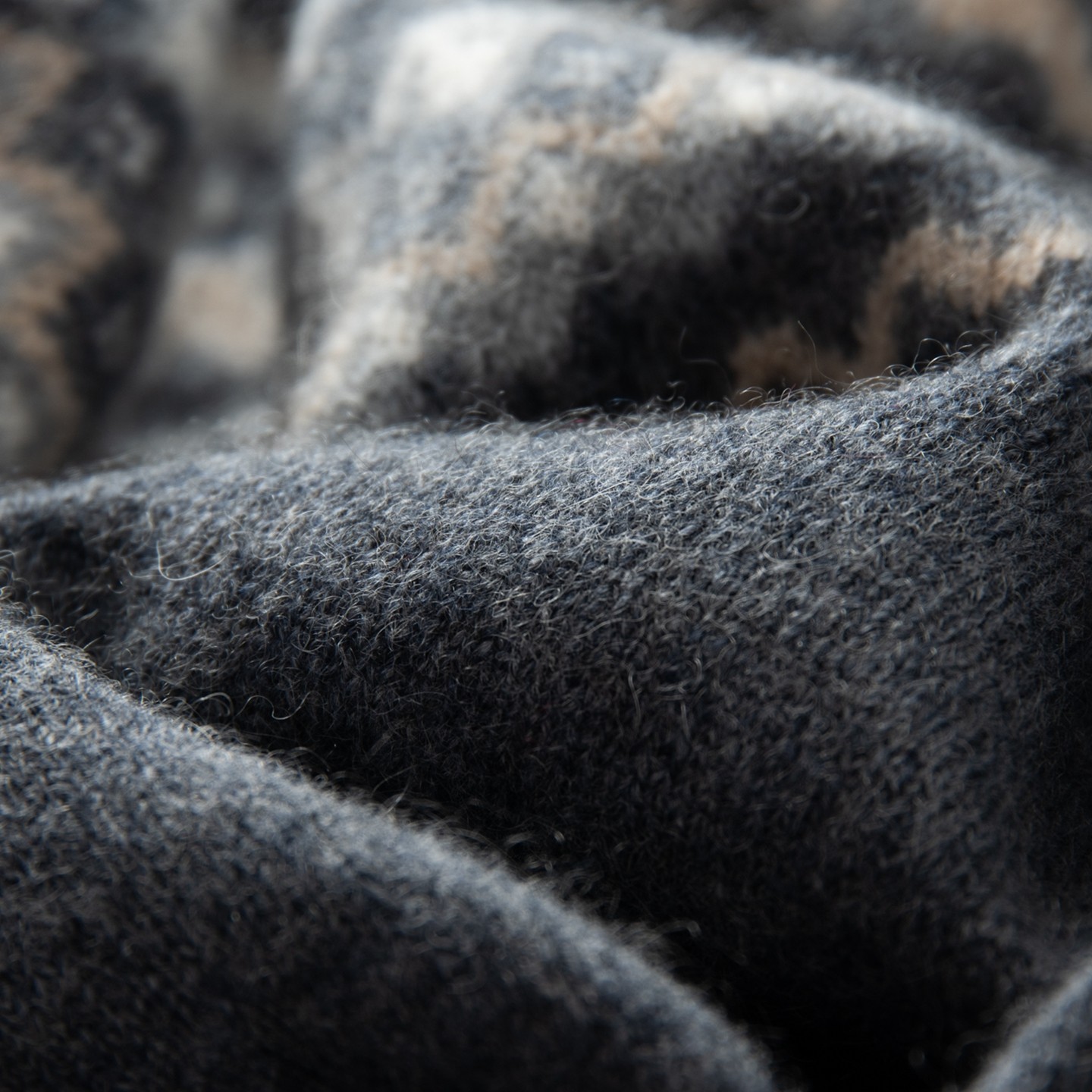 2025秋冬新款女撞色提花半拉链100%纯山羊绒衫休闲宽松保暖打底衫,淘宝优惠券,粉丝福利购,淘宝优惠卷