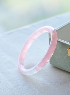 天然粉水晶手镯冰种圆条一物一图