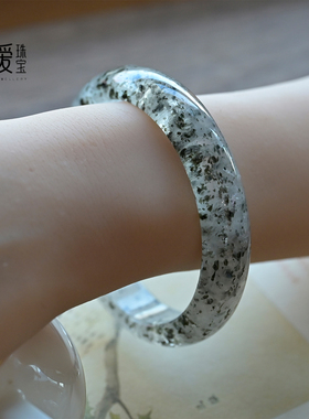 天然水晶手镯高级感黑草莓晶云母