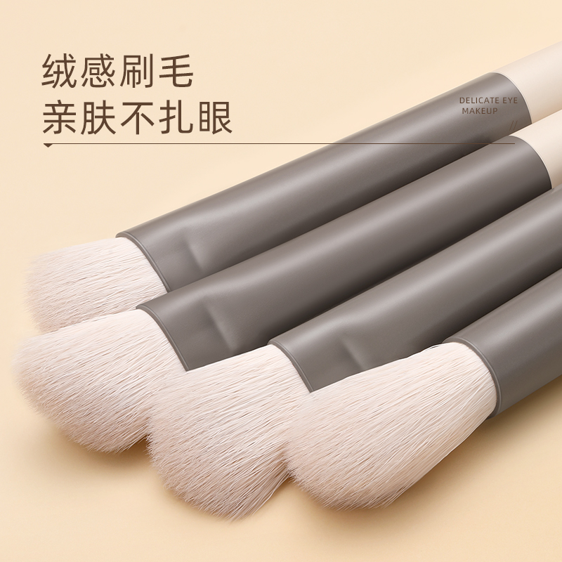 oeiez欧亿姿旗舰店眼影刷三件套软毛初学者小型细节便携眼部一支鼻影晕染化妆刷套装0