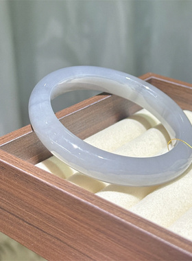 天然和田玉高冰烟紫扁圆条玉手镯