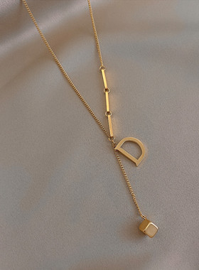 不褪色d字母项链女ins钛钢镀