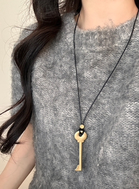 复古黑绳金属钥匙项链女毛衣配饰