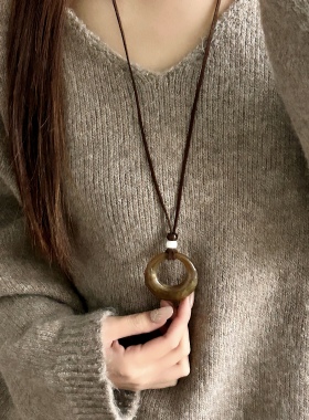 美拉德咖色镂空圆圈项链