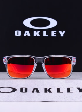 Oakley专为儿童设计太阳镜OJ9014