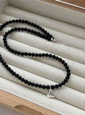 S925纯银天然黑玛瑙倒挂爱心项链