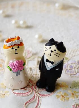 的花园婚纱小猫情人节装饰摆件