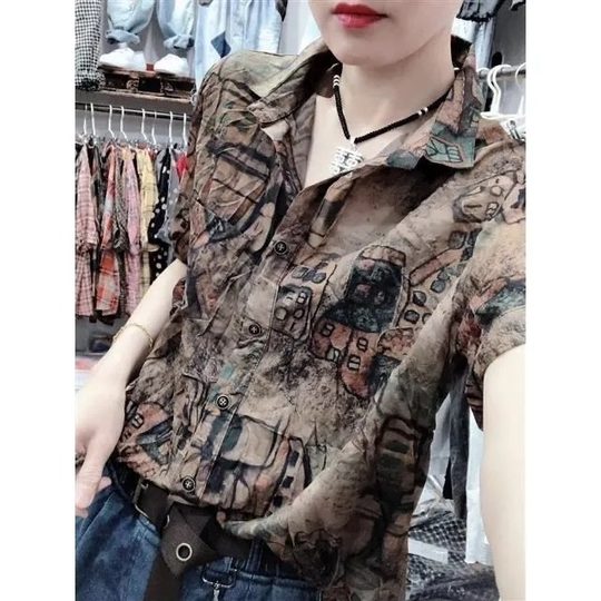 短袖衬衫女2025夏季新款女装大码宽松显瘦衬衣时尚设计感印花上衣