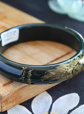 和田玉雕花镯子深绿色墨玉老料玉石手环手饰天然正品新疆青玉手镯