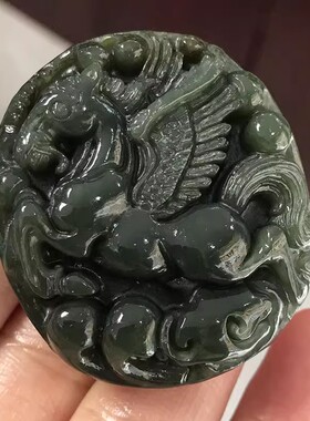 精雕玉石飞马生肖马挂件文玩把玩件新疆和田玉青玉马到成功手把件