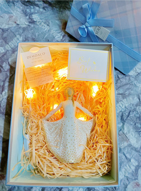 雕刻新婚礼礼物纪念日摆件现货