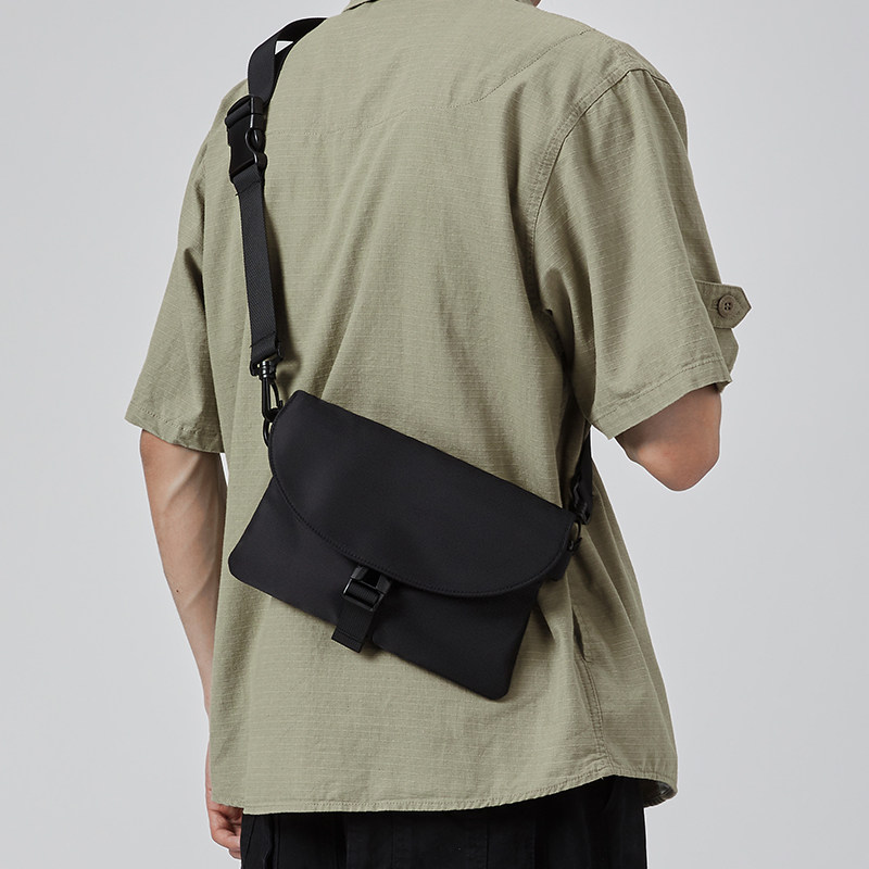 嘻哈迷你潮牌男街头个性女单肩包 尔旺男士包袋