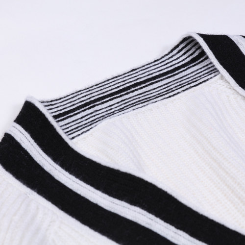 雪莲羊绒开衫V领女士羊毛时尚针织毛衣保暖加厚外套秋冬新款 - 图3