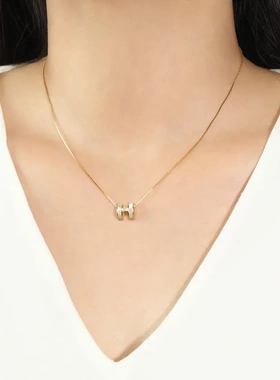 925银h字母项链 女春夏小众高级设计感项链 吊坠轻奢锁骨链潮配饰
