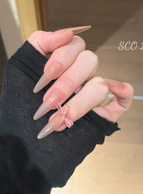 纯欲美腻裸色超长杏仁穿戴甲