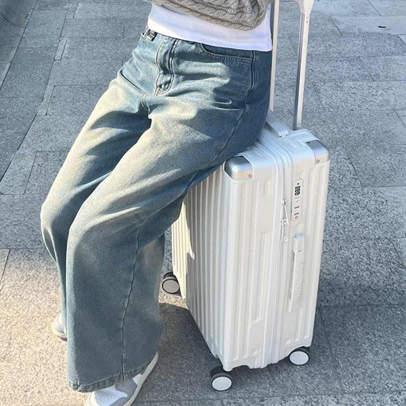  花花公子箱包旅行箱