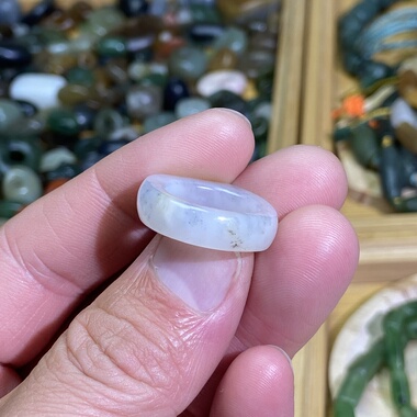 和田玉籽料洒金皮卡15马鞍戒随型古风戒指跑环小圈尾戒锁骨链挂饰