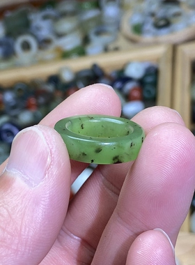 和田玉碧玉卡15戒指乌兰海苹果绿直切随型戒圈跑环古风玉环挂饰