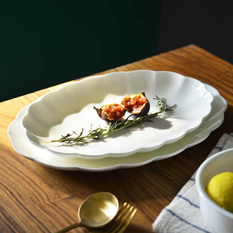 白色碗碟骨瓷餐具套装陶瓷家用饭碗汤盘深盘纯色盘子浮雕漂亮碗盘